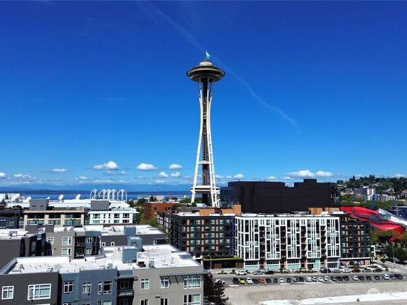 699 John Street 308, Seattle WA 98109