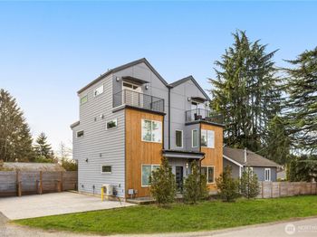 1407 N 103rd Street