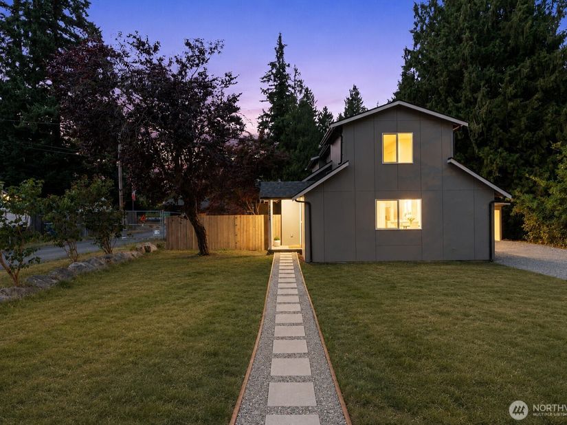 2531 Monroe Avenue, Everett WA 98203