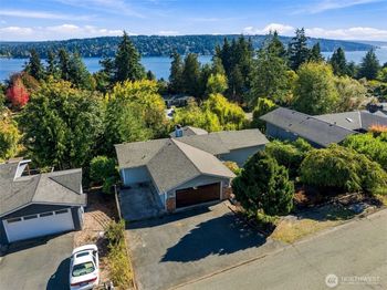 15862 36th Avenue NE