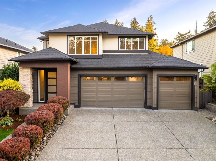 5719 S 328th Street, Auburn WA 98001