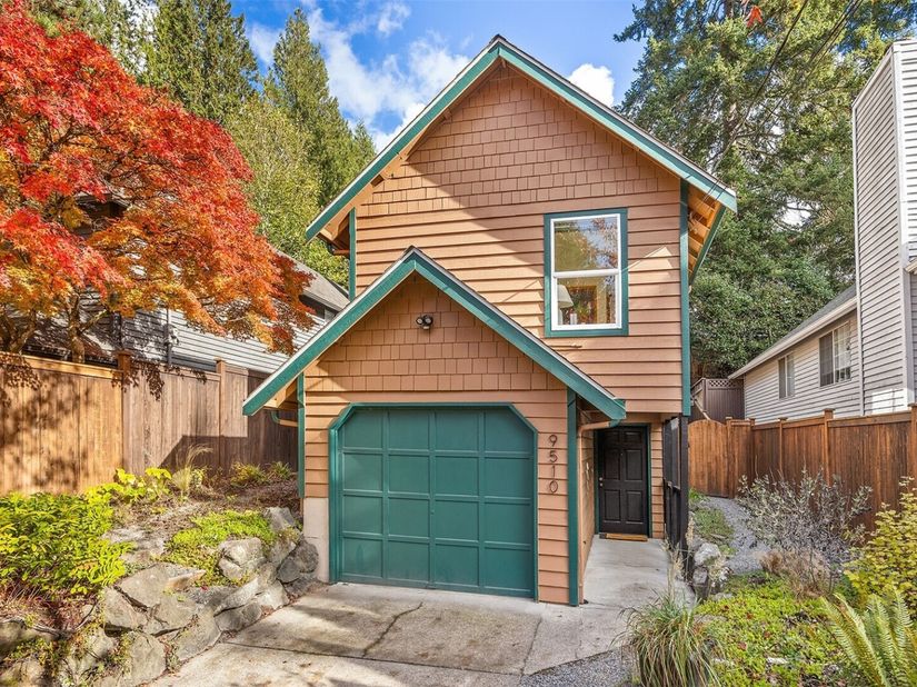 9510 Sand Point Way NE, Seattle WA 98115
