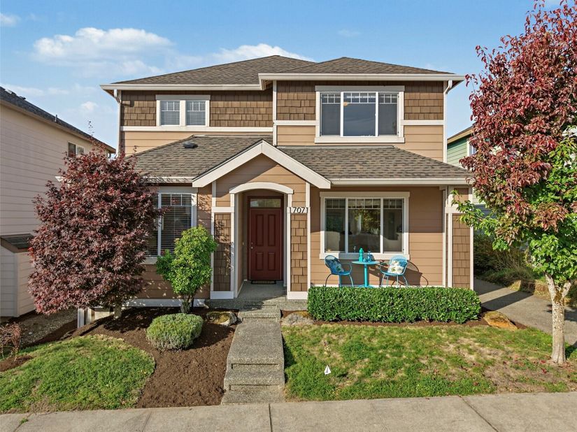17071 165th Avenue SE, Renton WA 98058