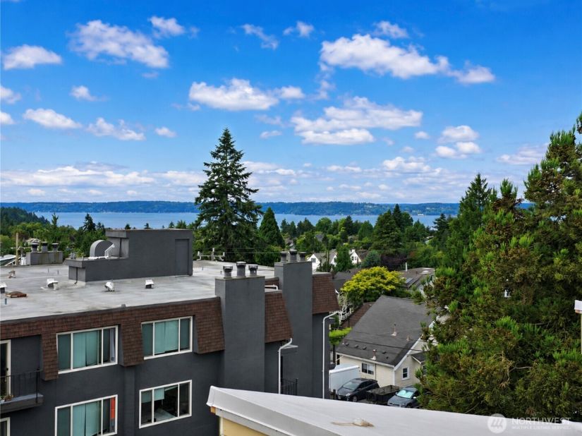 5617 California Avenue SW B, Seattle WA 98136