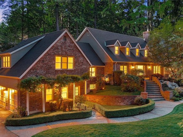13555 NE 54th Place, Bellevue WA 98005