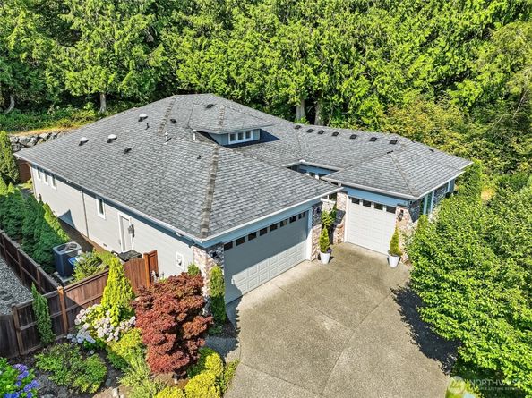 24270 NE 131st Terrace, Redmond WA 98053