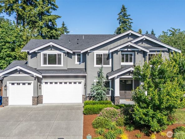 222 106th Avenue SE, Bellevue WA 98004