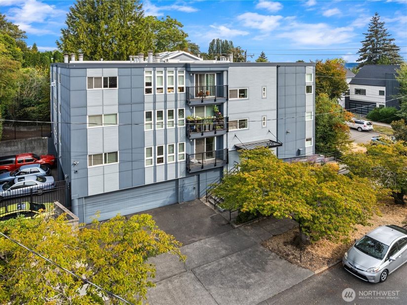 301 22nd Avenue E 1A, Seattle WA 98112