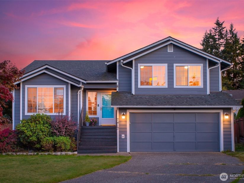 7417 3rd Drive W, Everett WA 98203