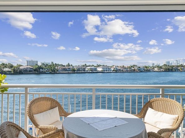 511 Bayshore Dr 304, Fort Lauderdale FL 33304