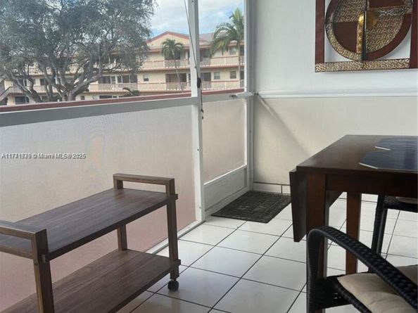 5300 Washington St H237, Hollywood FL 33021