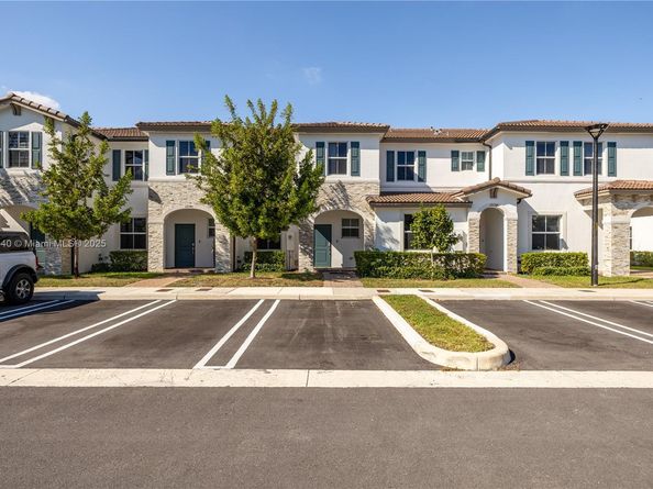 12150 NW 23rd Ct, Miami FL 33167