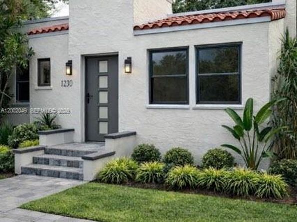 1230 Pizarro St, Coral Gables FL 33134
