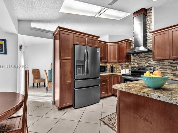 9300 NW 32nd Mnr, Sunrise FL 33351