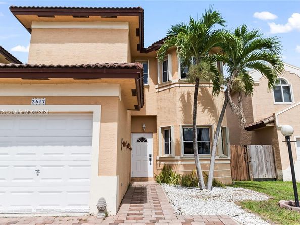 2617 NE 41st Cir, Homestead FL 33033