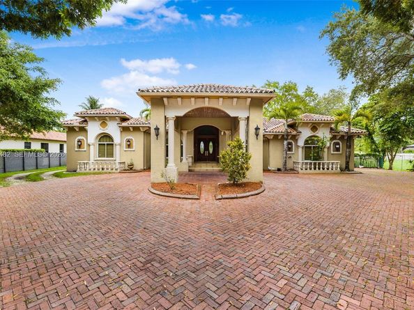 7761 SW 122nd Ave, Miami FL 33183