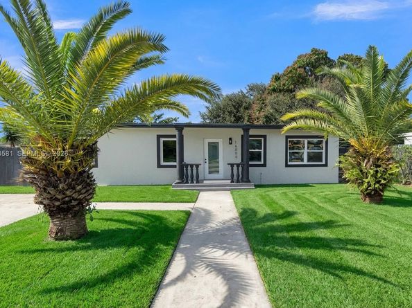 16000 NW 21st Ave, Miami Gardens FL 33054