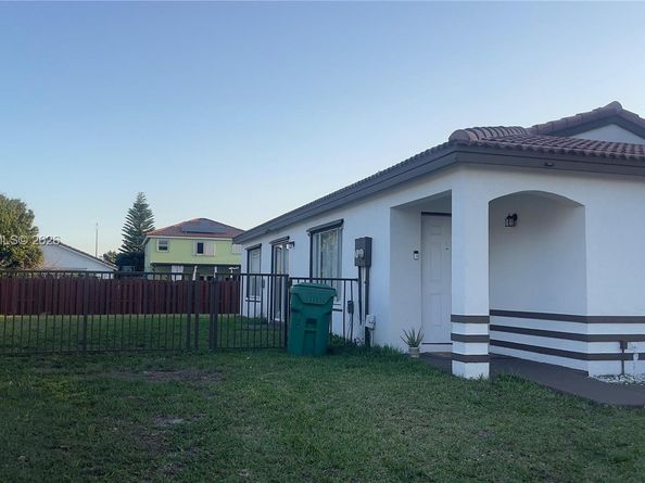 14252 SW 175th Ter, Miami FL 33177
