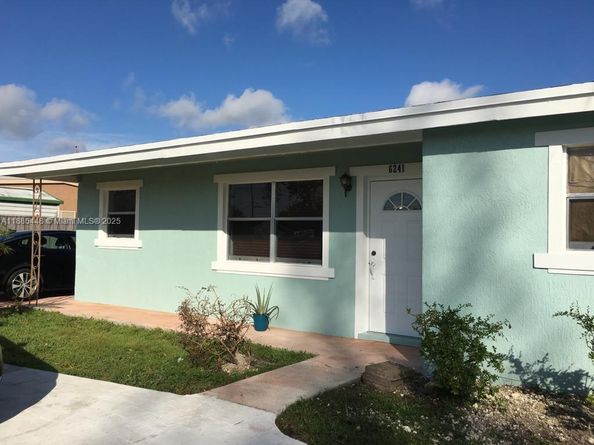 6241 Fletcher St, Hollywood FL 33023