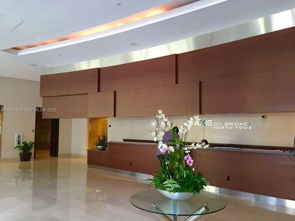 1111 SW 1st Ave 1823N, Miami FL 33130