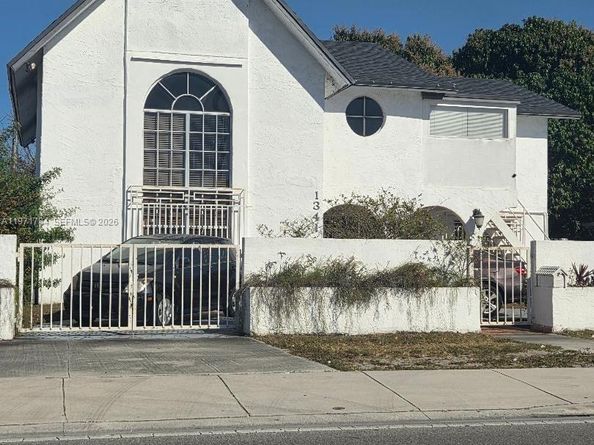 1341 E 8th Ave, Hialeah FL 33010