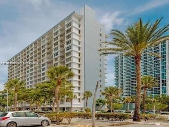 1865 79th St Cswy 15N, North Bay Village FL 33141