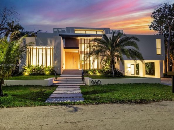 960 Mariner Dr, Key Biscayne FL 33149