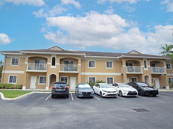 911 Hillcrest Ct 7, Hollywood FL 33021