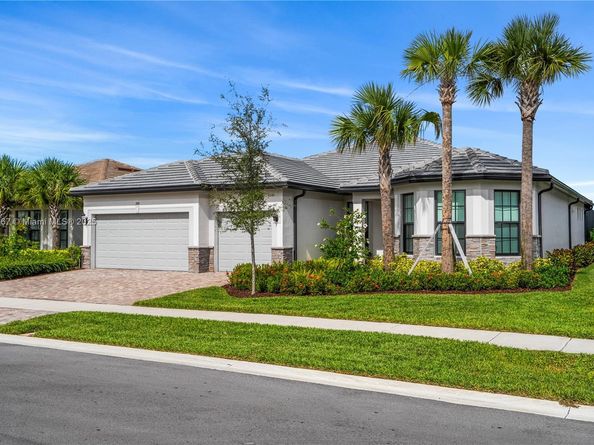 2715 Primrose Pl, Oakland Park FL 33309