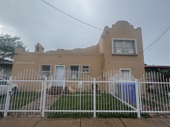 322 SW 31st Ct, Miami FL 33135