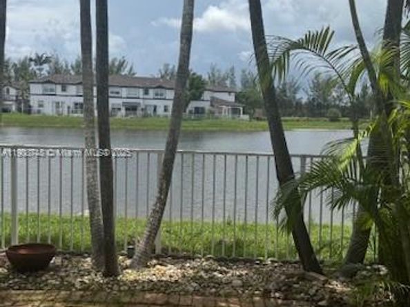 7844 NW 114th Path 7844, Doral FL 33178