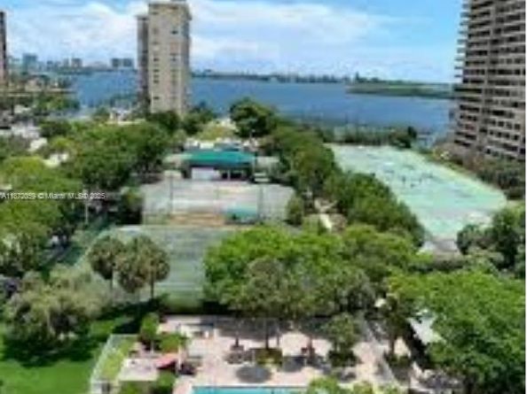 11111 Biscayne Blvd 4D, Miami FL 33181