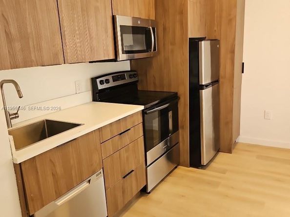 557 Michigan Ave 211 W/PARKING, Miami Beach FL 33139