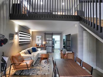 3200 Coral Springs Dr