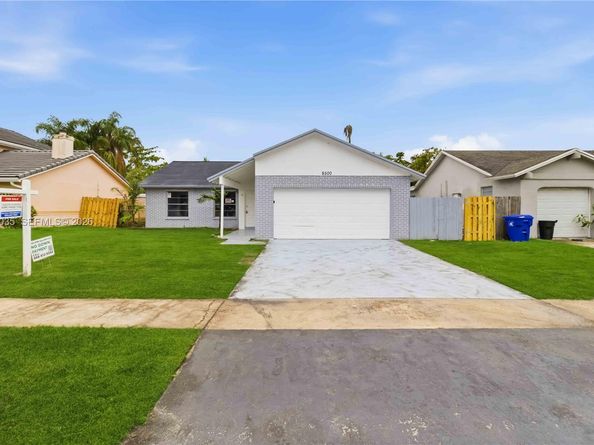 8500 SW 20th St, North Lauderdale FL 33068