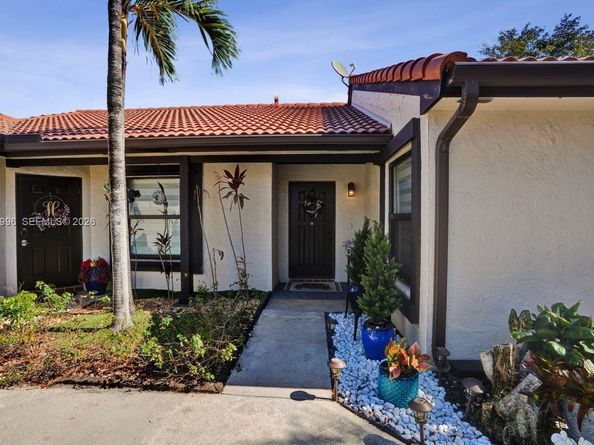 14970 SW 49th Ln 2G, Miami FL 33185