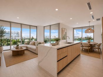 2411 Laguna Circle