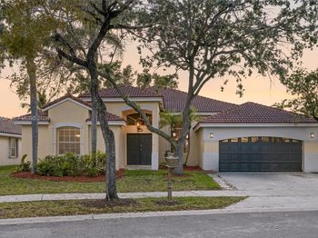 727 Lake Blvd