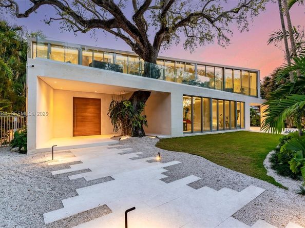 1616 Onaway Dr, Miami FL 33133