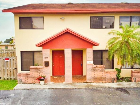 1654 NE 151st St, Miami FL 33162