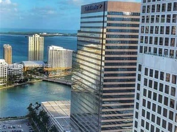 55 SE 6th St 4004, Miami FL 33131