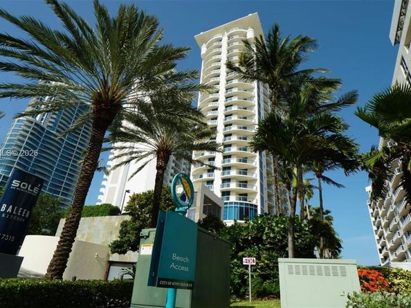 17315 Collins Ave 702, Sunny Isles Beach FL 33160