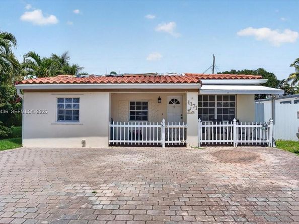 1171 NE 182nd St, North Miami Beach FL 33162