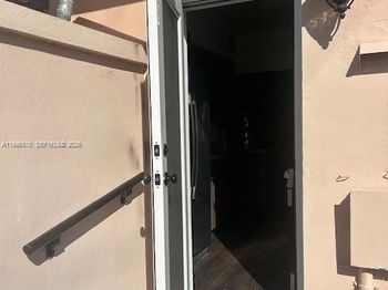 1785 Calais Dr