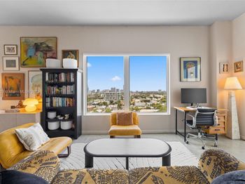 10 SW South River Dr