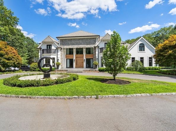 497 Old Road To 9 Acre Corner, Concord MA 01742