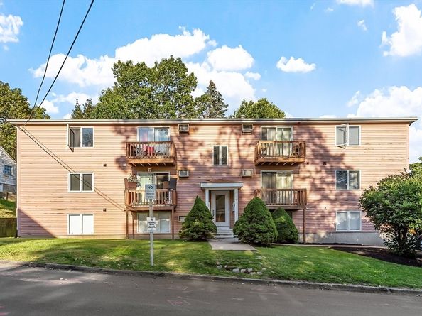 10 Dryden Street 7, Worcester MA 01605