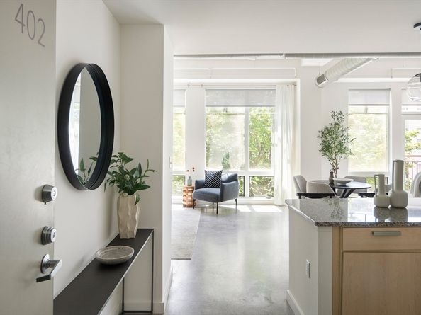 139 E Berkeley 402, Boston MA 02118