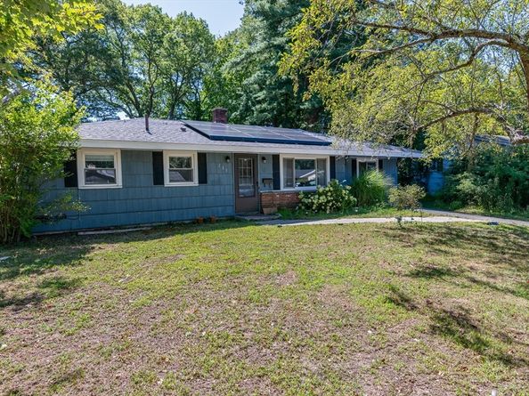 285 Hovenden Ave, Brockton MA 02302