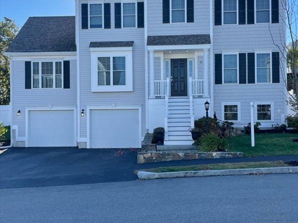 21 Chanelle Cir, Salem MA 01970